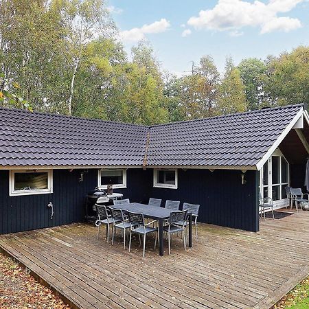 Four-Bedroom Holiday Home In Vaeggerlose 8 Bøtø By エクステリア 写真