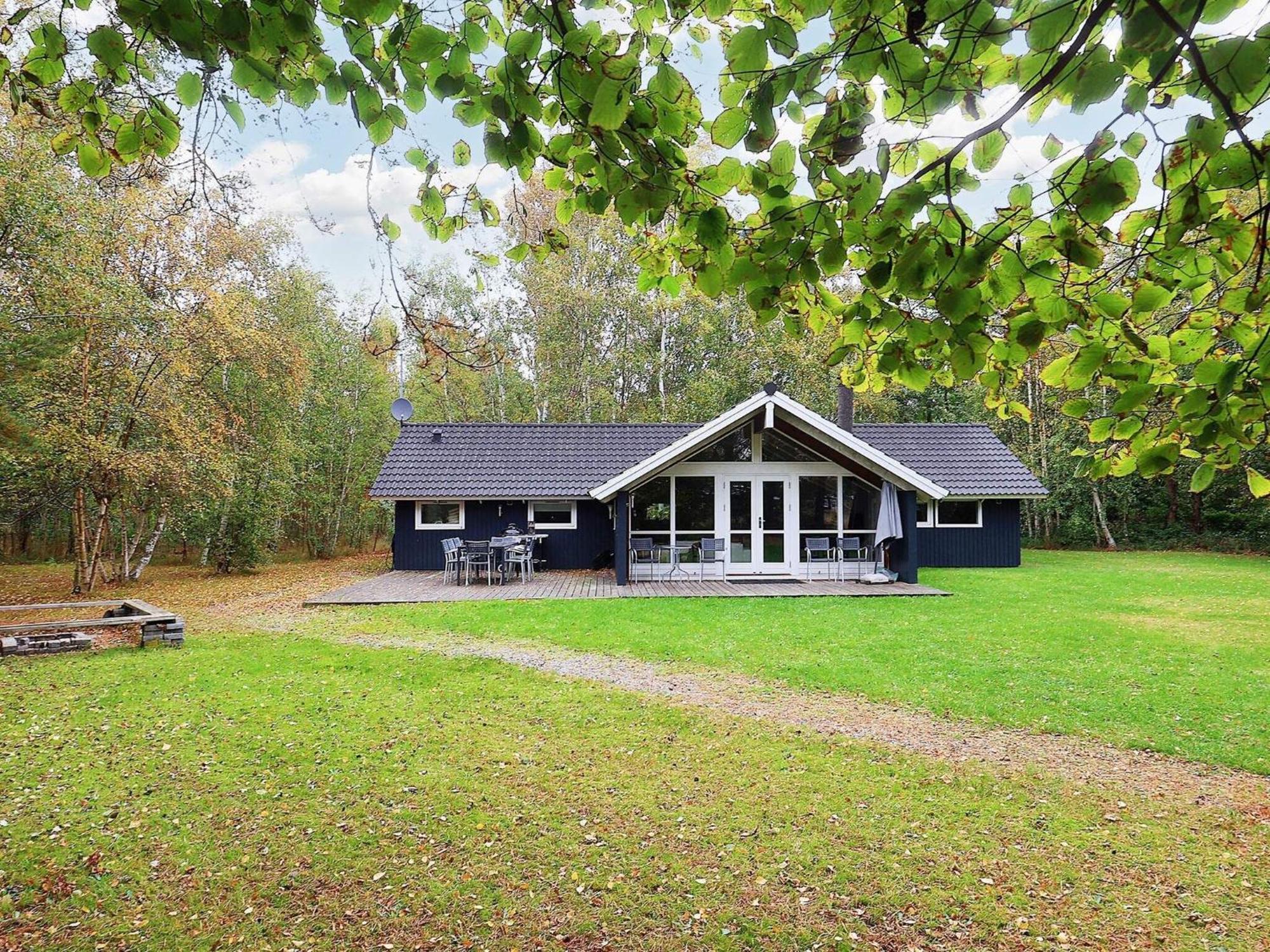 Four-Bedroom Holiday Home In Vaeggerlose 8 Bøtø By エクステリア 写真